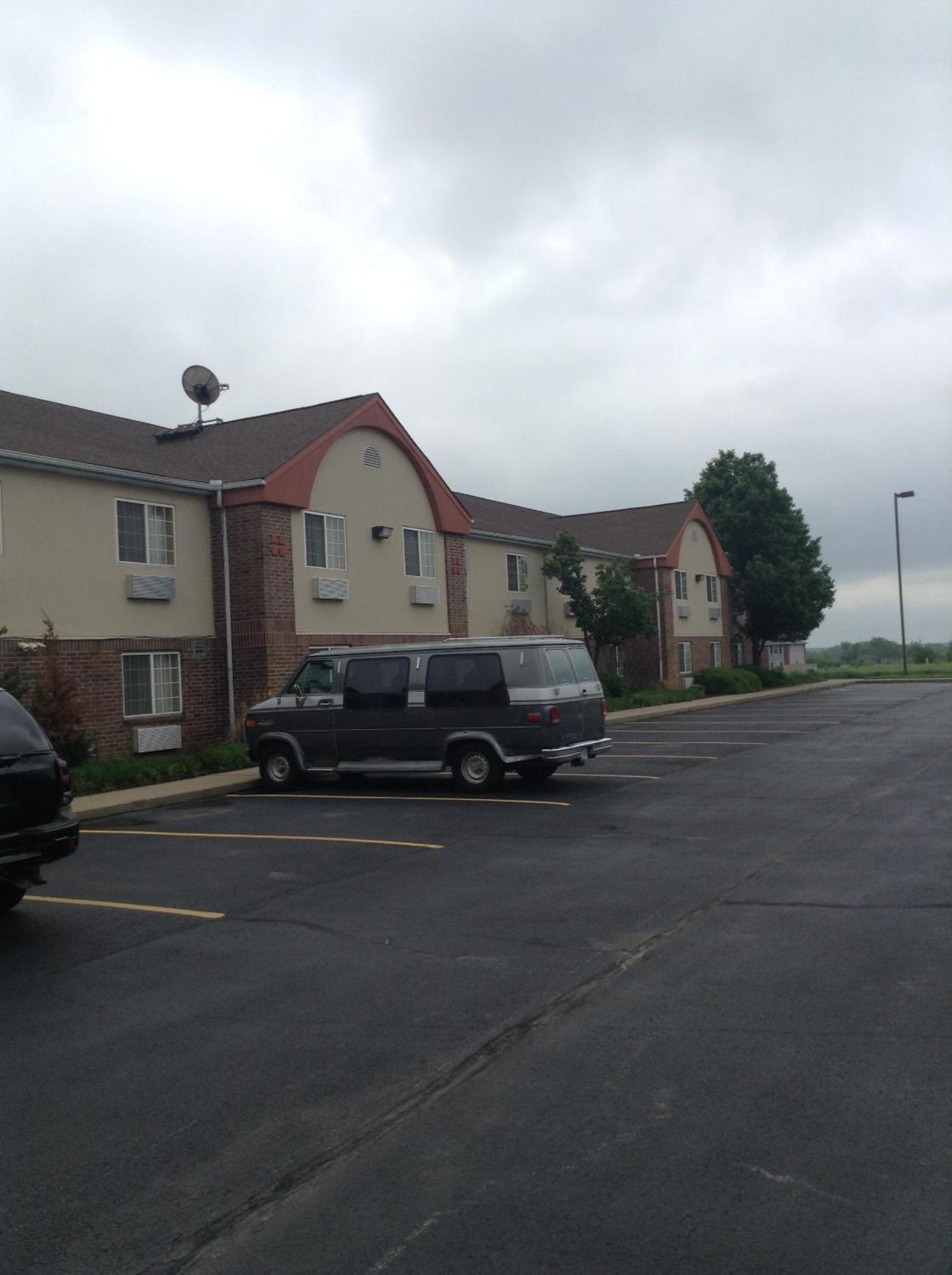 Hotel Super 8 By Wyndham Carthage Exterior foto
